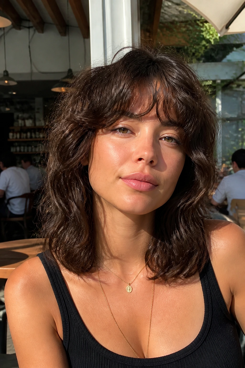 Close-up portrait of a real person with wavy shag and a clean bottom line in natural light